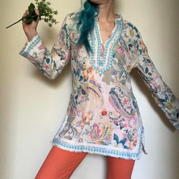 Floral Linen boutique tunic blouse - Picture 4 of 4